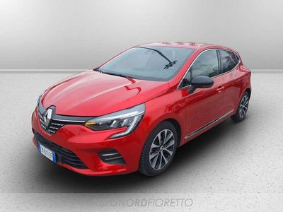 Usata Renault Clio V Intens 101 CV (74 kW) 2023 Rosso Berlina