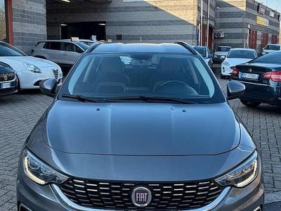 Usata Fiat Tipo Lounge 120 CV (88 kW) 2017 Grigio Station wagon