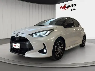 Usata Toyota Yaris Style 115 CV (84 kW) 2021 Bianco Utilitaria
