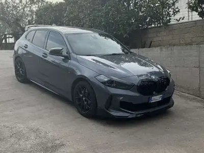 Begagnad BMW M135 Efficient Dynamics 306 HK (225 kW) 2020 Halvkombi