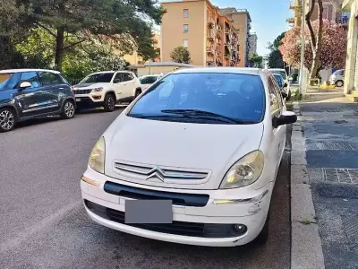 Usata Citroën Xsara 95 CV (69 kW) 2005 Bianco Monovolume