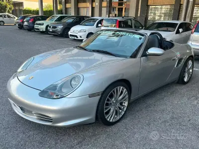 Usata Porsche Boxster 220 CV (161 kW) 2001 Grigio Cabrio