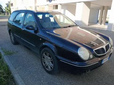 Usata Lancia Lybra 116 CV (85 kW) 2001 Nero Station wagon