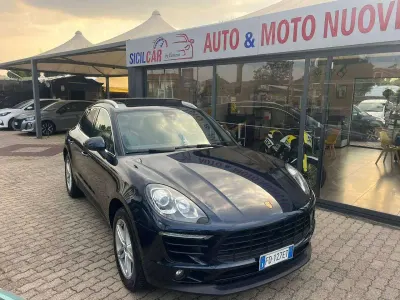Usata Porsche Macan 250 CV (183 kW) 2016 Blu/azzurro SUV