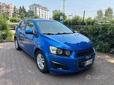Usata Chevrolet Aveo LT 86 CV (63 kW) 2012 Blu Berlina