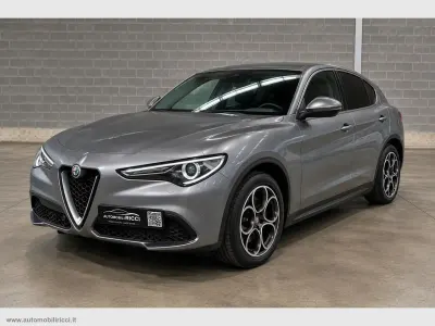 Usata Alfa Romeo Stelvio Super 210 CV (154 kW) 2018 Grigio SUV