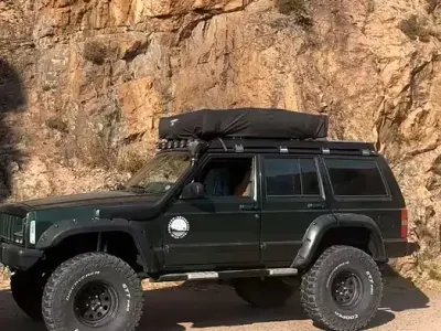Usata Jeep Cherokee 174 CV (127 kW) 1997 Verde SUV
