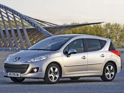Käytetty Peugeot 207 Allure 92 HP (67 kW) 2012 Valkoinen Farmari