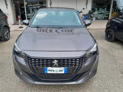 Usata Peugeot 208 Allure 101 CV (74 kW) 2020 Grigio Utilitaria