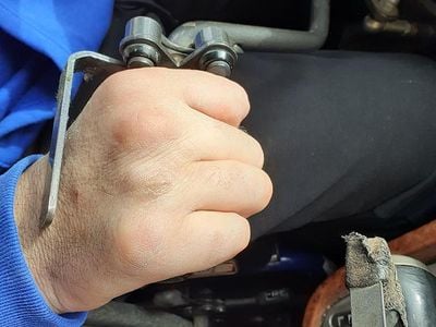 Usata Kia Carnival 185 CV (136 kW) 2006 Grigio Monovolume