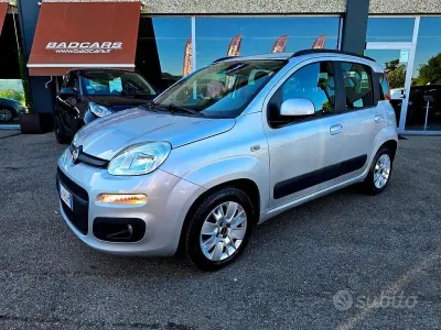 Usata Fiat Panda Lounge 69 CV (50 kW) 2017 Grigio Utilitaria
