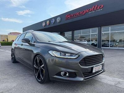 Usata Ford Mondeo Business Edition 150 CV (110 kW) 2015 Grigio Station wagon