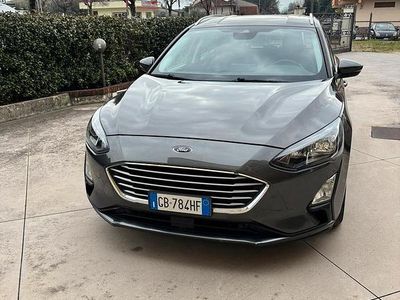 Usata Ford Focus 120 CV (88 kW) 2020 Grigio Station wagon