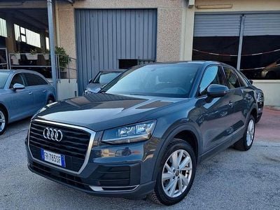 Usata Audi Q2 116 CV (85 kW) 2018 Grigio SUV