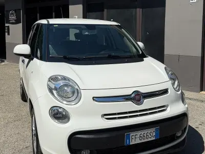 Usata Fiat 500L Business 120 CV (88 kW) 2016 Bianco Monovolume