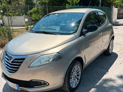 Usata Lancia Ypsilon Silver 80 CV (58 kW) 2013 Utilitaria