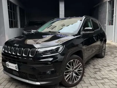 Usata Jeep Compass Limited 131 CV (96 kW) 2021 Nero SUV