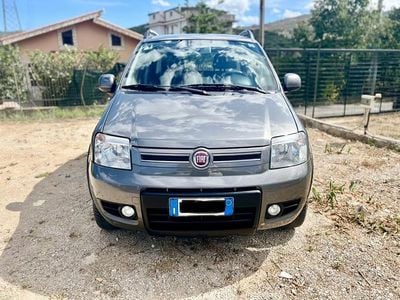 Second-hand Fiat Panda 4x4 Climbing 75 CP (55 kW) 2012 Gri Hatchback