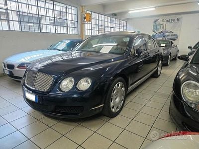 Usata Bentley Continental Flying Spur 560 CV (411 kW) 2006 Blu scuro met Berlina