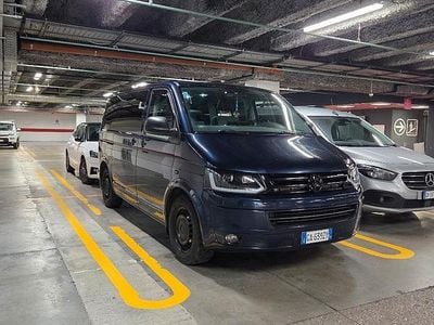 Usata VW Multivan 140 CV (102 kW) 2010 Blu Furgone