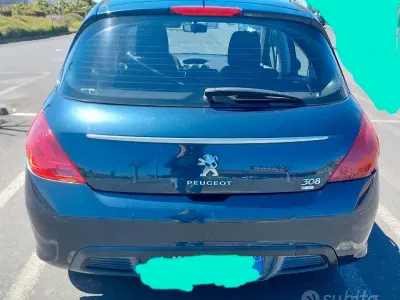 Usata Peugeot 308 115 CV (84 kW) 2011 Blu Berlina