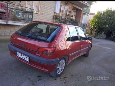 Peugeot 306