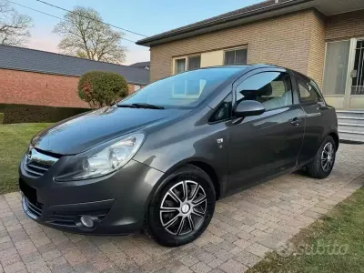 Usata Opel Corsa 75 CV (55 kW) 2011 Grigio Utilitaria