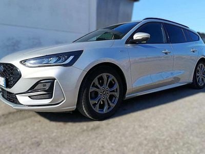 Usata Ford Focus ST-Line X 125 CV (91 kW) 2023 Moondust silver Station wagon