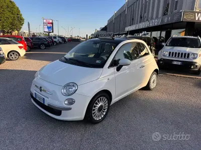 Gebraucht Fiat 500 Lounge 69 PS (50 kW) 2013 Weiß Limousine