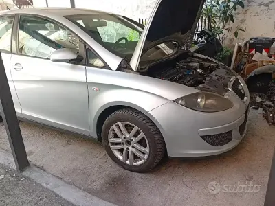 Usata Seat Altea 85 CV (62 kW) 2008 Grigio Monovolume