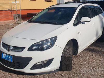 Usata Opel Astra 110 CV (80 kW) 2016 Bianco Station wagon