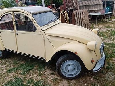 Usata Citroën 2CV 29 CV (21 kW) 1987 Beige Berlina