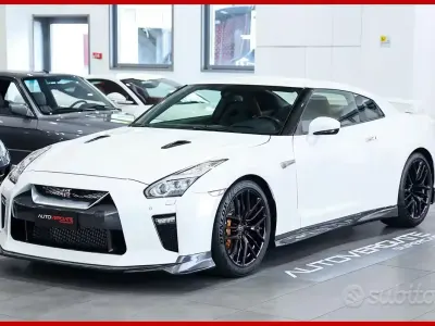 Usata Nissan GT-R GT 570 CV (419 kW) 2019 Bianco Coupé