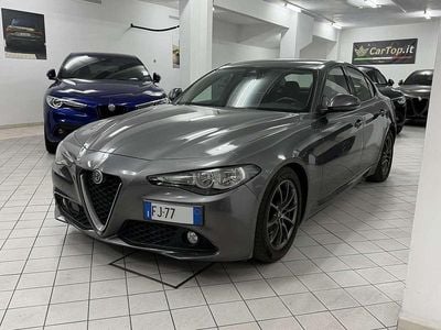 Usata Alfa Romeo Giulia Business 150 CV (110 kW) 2017 Grigio vesuvio Berlina