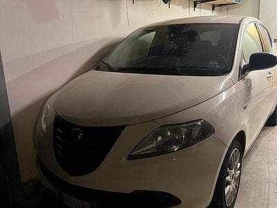 Usata Lancia Ypsilon 69 CV (50 kW) 2014 Utilitaria