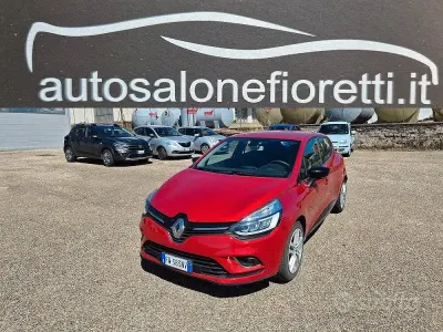 Usata Renault Clio IV Business 90 CV (66 kW) 2019 Rosso Berlina