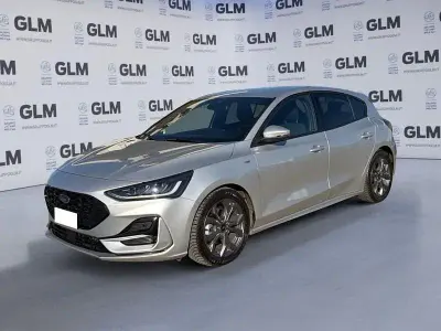 Begagnad Ford Focus ST-Line 115 HK (84 kW) 2025 Silver Sedan