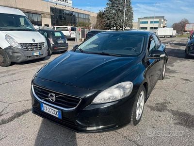 Occasion Volvo V40 115 ch (84 kW) 2014 Noir Berline