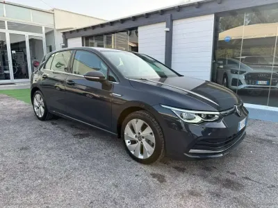Usata VW Golf VIII Style 150 CV (110 kW) 2022 Nero Berlina