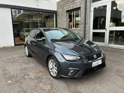 Usata Seat Ibiza FR 95 CV (69 kW) 2023 Grigio Utilitaria