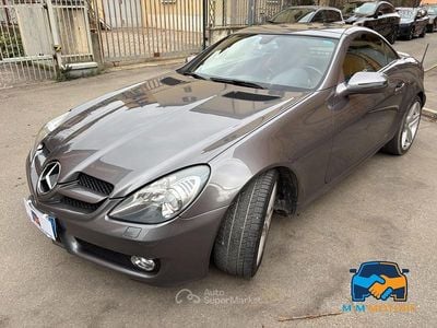 Usata Mercedes SLK200 184 CV (135 kW) 2009 Grigio Cabrio