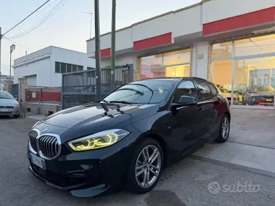 Usata BMW 116 M Sport 116 CV (85 kW) 2021 Nero Utilitaria