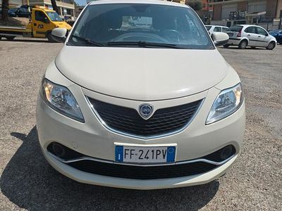 Usata Lancia Ypsilon S 95 CV (69 kW) 2016 Beige Utilitaria