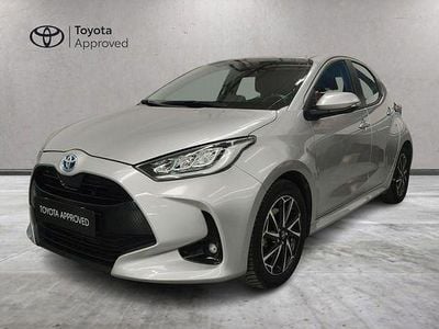 Usata Toyota Yaris Trend 92 CV (67 kW) 2022 Grigio Utilitaria