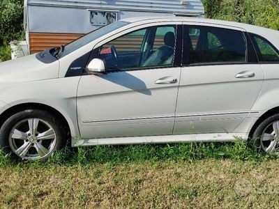 Usata Mercedes B170 2009 Bianco Monovolume