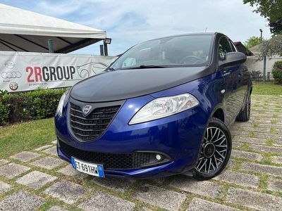 Usata Lancia Ypsilon S 69 CV (50 kW) 2013 Blu Utilitaria