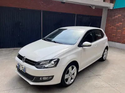 Usata VW Polo Highline 105 CV (77 kW) 2011 Bianco Utilitaria