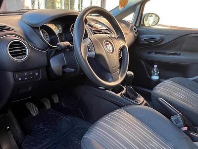 Usata Fiat Punto Evo 75 CV (55 kW) 2010 Bianco Utilitaria