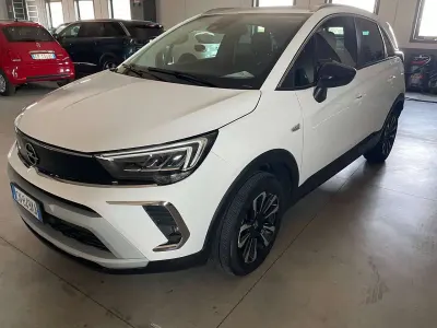 Usata Opel Crossland Elegance 110 CV (80 kW) 2023 Bianco SUV