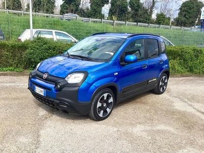 Begagnad Fiat Panda Cross Cross 70 HK (51 kW) 2025 Blå Halvkombi